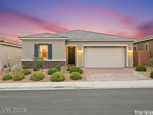 10121 Ocher Valley Avenue , Las Vegas, NV 89178