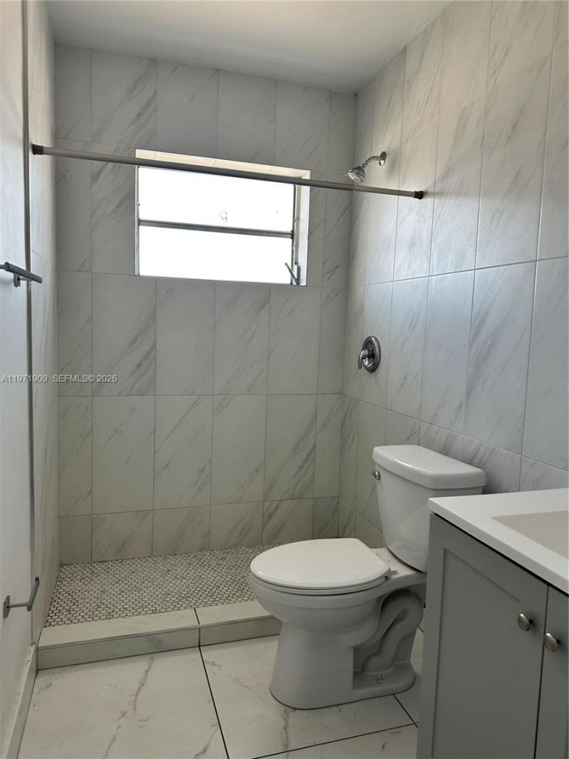 543 SW 37th Ave , Unit 4, Miami, FL 33135 Photo