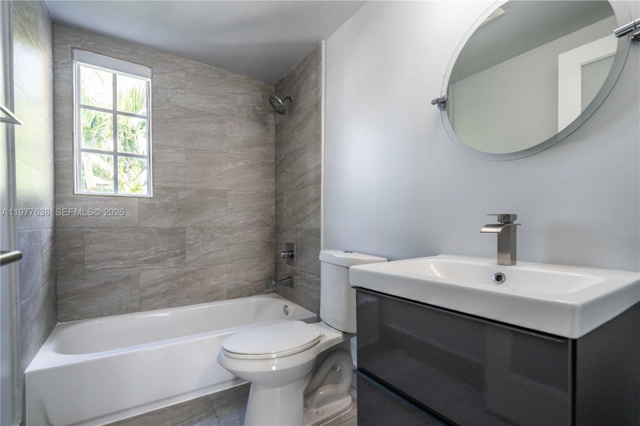 331 85th St, Unit 15, Miami Beach, FL 33141 Photo