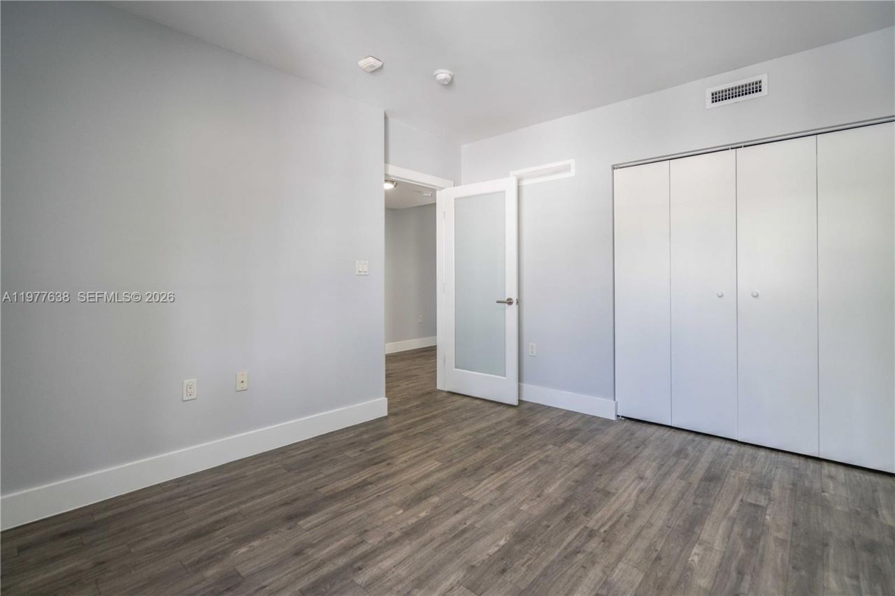 331 85th St, Unit 15, Miami Beach, FL 33141 Photo