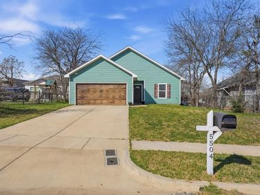 5504 Wellesley Avenue, Fort Worth, TX 76107