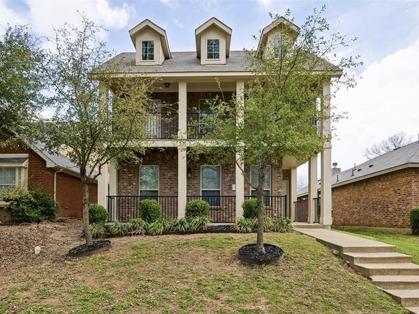 209 Riverdell Court , Lancaster, TX 75146