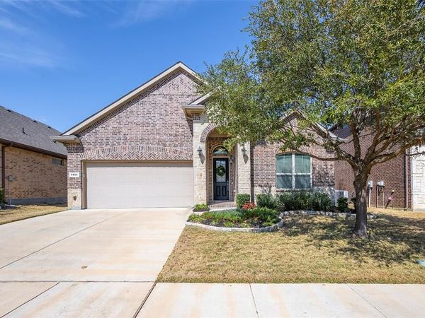 5825 Canyon Oaks Lane, Fort Worth, TX 76137