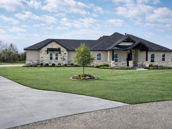 8401 Stallion Drive , Godley, TX 76044