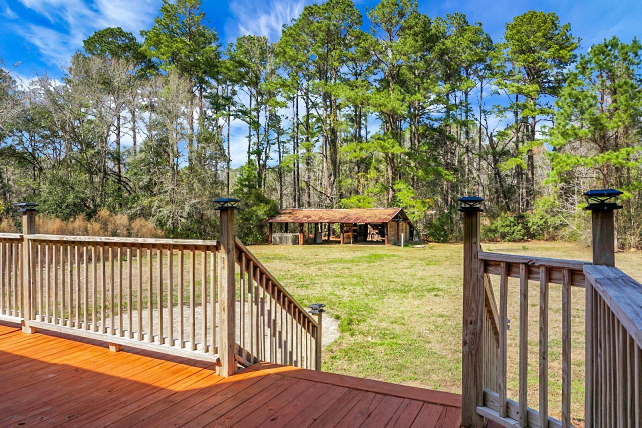 129 Melrose Place Photo 26