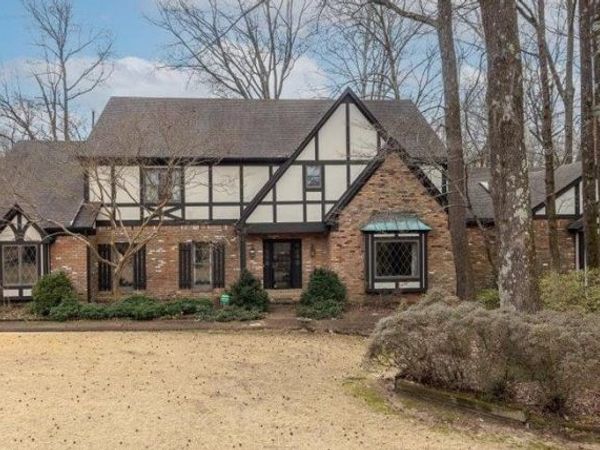 9255 DOGWOOD RD, Germantown, TN 38139