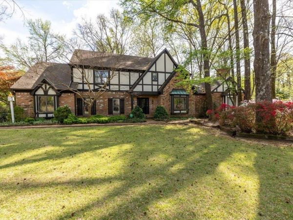 9255 DOGWOOD RD, Germantown, TN 38139