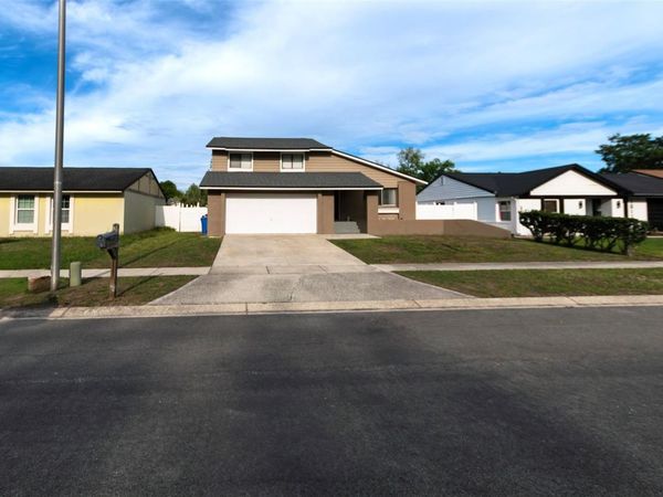 16119 COPPERFIELD DRIVE, TAMPA, FL 33618