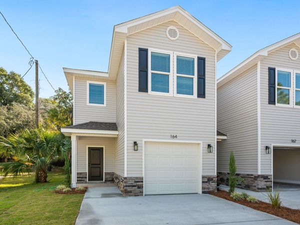 164 Westview Avenue, Valparaiso, FL 32580