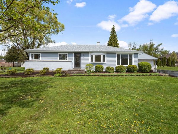 646 68th Street , Willowbrook, IL 60527