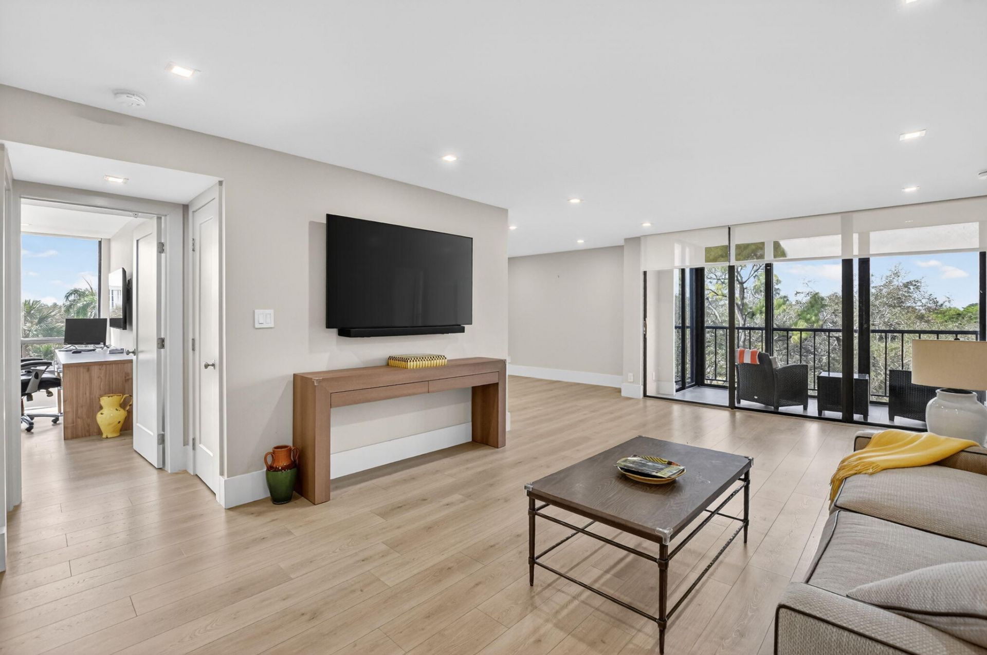 7847 Lakeside Boulevard, Unit 1051, Boca Raton, FL 33434 Photo