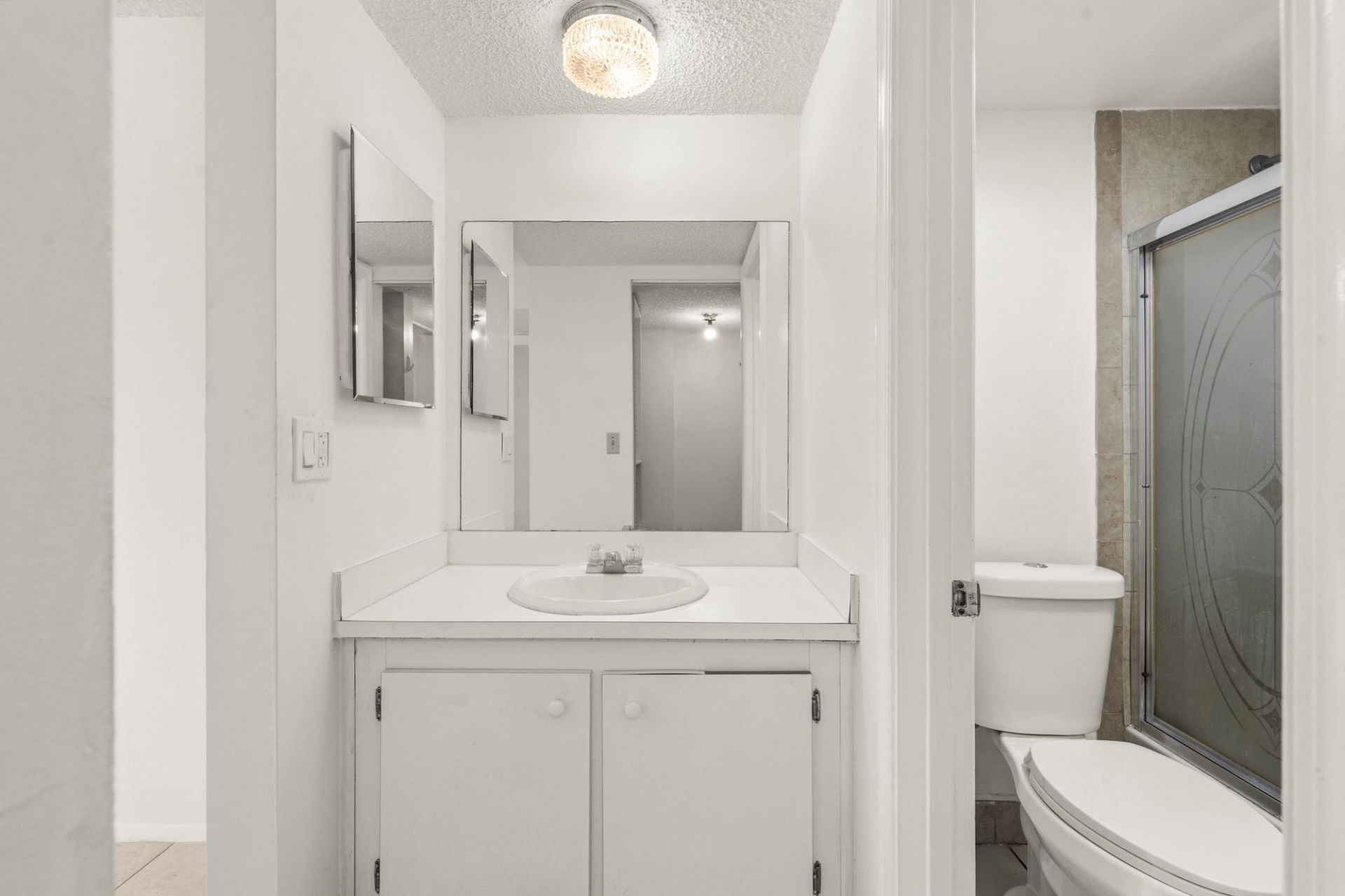 9340 Lagoon Place, Unit 206, Davie, FL 33324 Photo