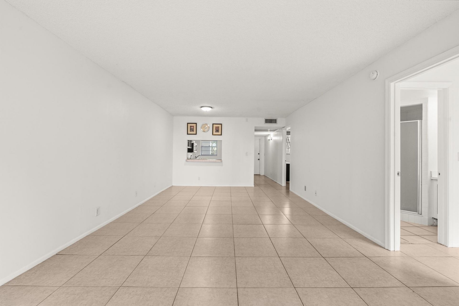 9340 Lagoon Place, Unit 206, Davie, FL 33324 Photo