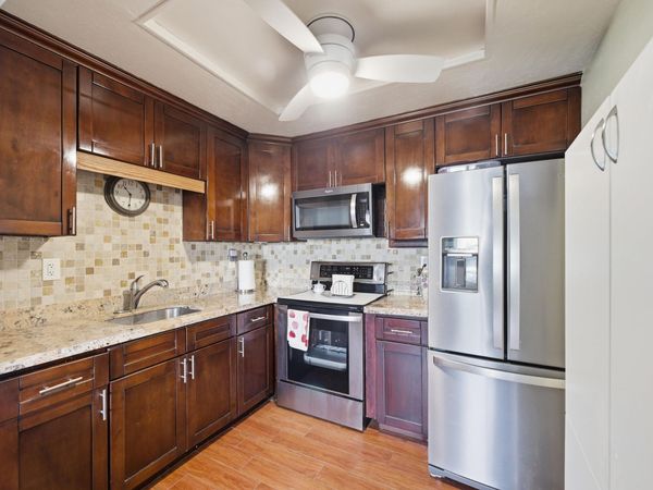 888 Flanders S, Delray Beach, FL 33484