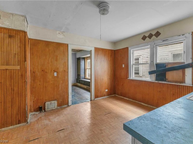 11701 Gay Avenue, Cleveland, OH 44105 Photo 3