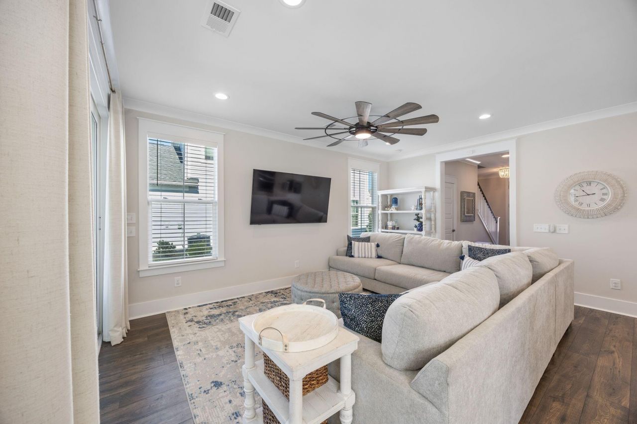 889 Carnes Crossing Boulevard Photo 13