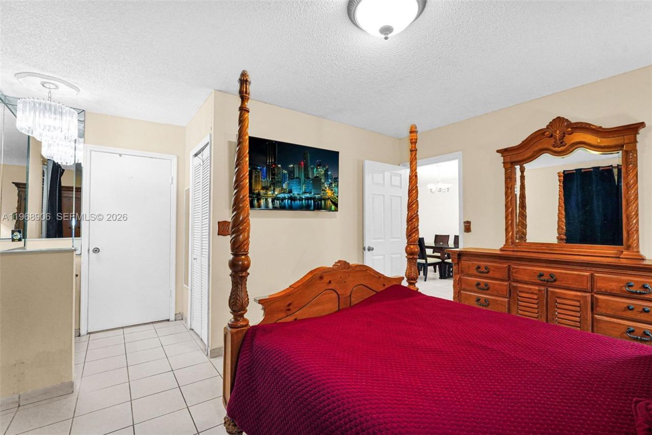 3289 W 70th St , Hialeah, FL 33018 Photo