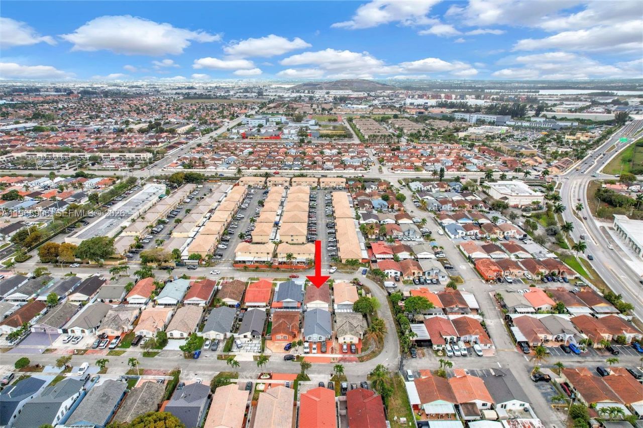 3289 W 70th St , Hialeah, FL 33018 Photo