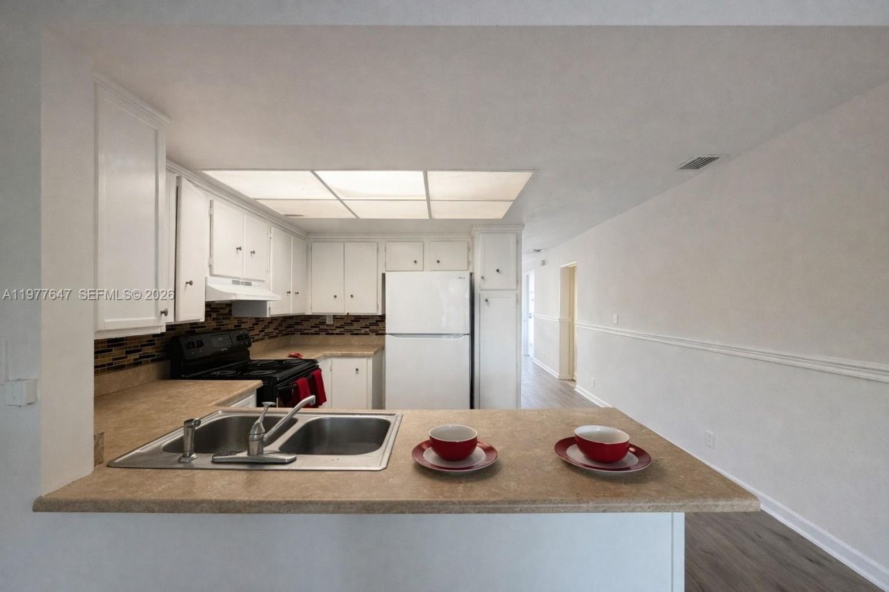 7400 NW 76th Ct , Unit 1-2, Tamarac, FL 33321 Photo