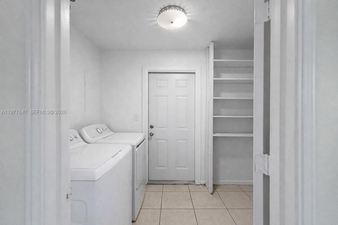 7400 NW 76th Ct , Unit 1-2, Tamarac, FL 33321 Photo