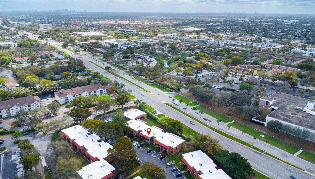 8600 NW 34th Pl, Unit B206, Sunrise, FL 33351 Photo