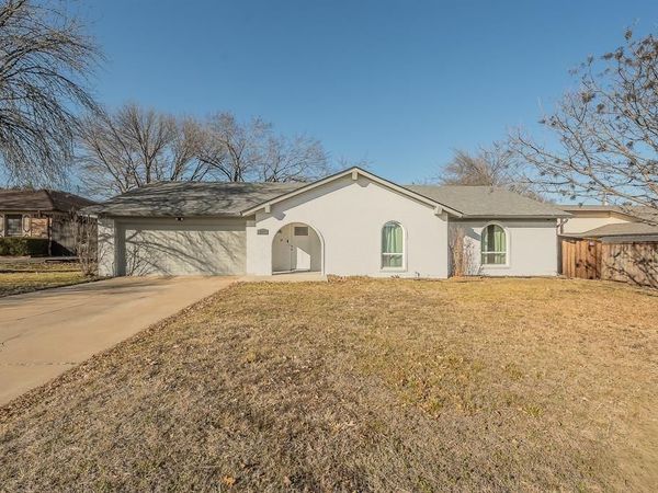 8417 Main Street, North Richland Hills, TX 76182