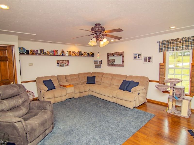 218 High Street, Amsterdam, OH 43903 Photo 11