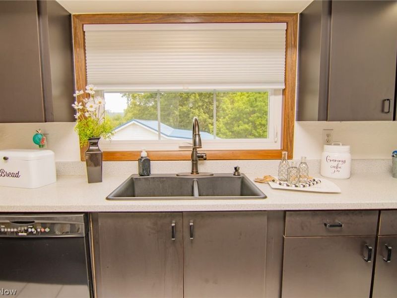 218 High Street, Amsterdam, OH 43903 Photo 13