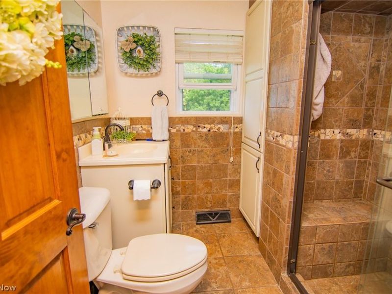 218 High Street, Amsterdam, OH 43903 Photo 16