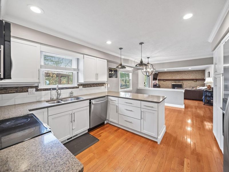 8914 Stonehenge Drive NW, Pickerington, OH 43147 Photo 6