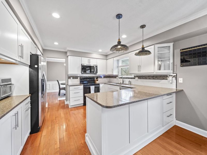 8914 Stonehenge Drive NW, Pickerington, OH 43147 Photo 7