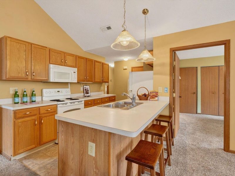 6836 Newrock Drive, Unit 21, New Albany, OH 43054 Photo 16