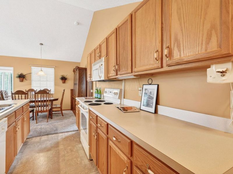 6836 Newrock Drive, Unit 21, New Albany, OH 43054 Photo 20