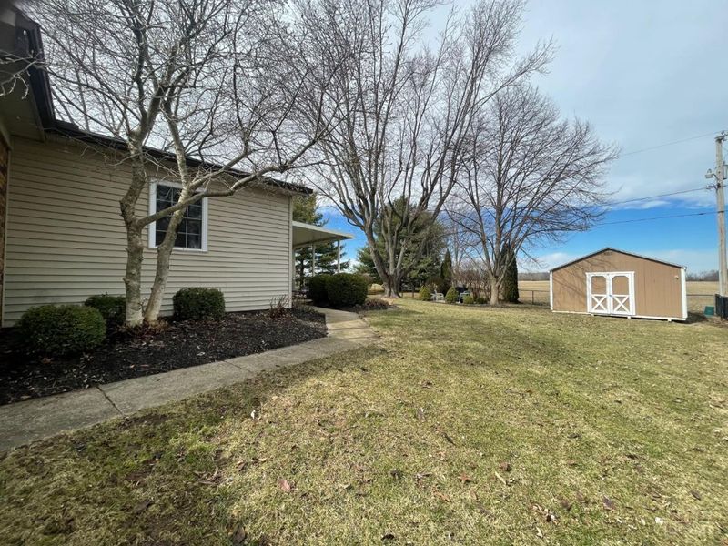 922 W Main Street, Eaton, OH 45320 Photo 3