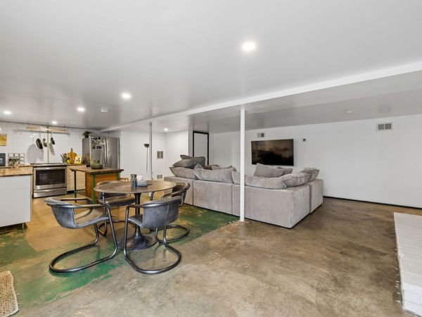 855 Rose Park Dr , Nashville, TN 37206