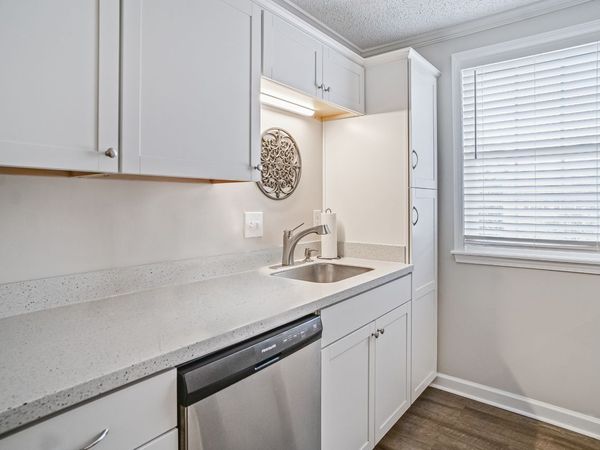 1301 Neelys Bend Rd , Unit 14, Madison, TN 37115