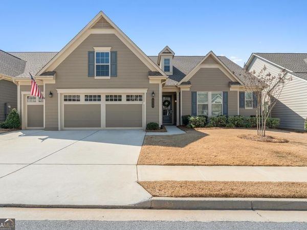 111 Red Maple Drive, Peachtree City, GA 30269