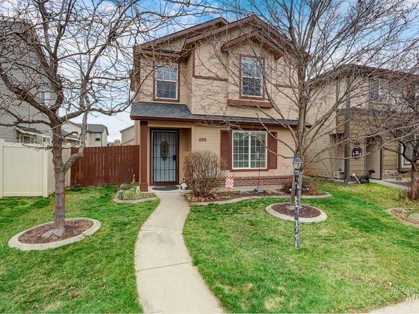 698 N Carisbrooke Ave., Meridian, ID 83642