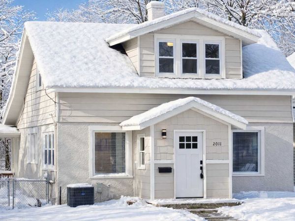 2011 2nd Avenue N, Minneapolis, MN 55405