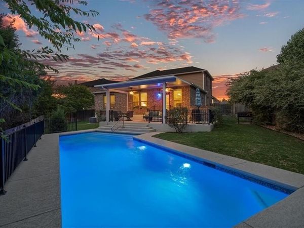 900 Lily Pad LN, Leander, TX 78641