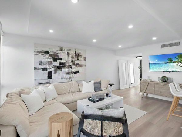 2205 Bridgewood Drive, Boca Raton, FL 33434