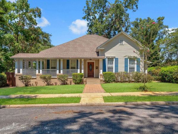 214 W Sharon Street , Quincy, FL 32351