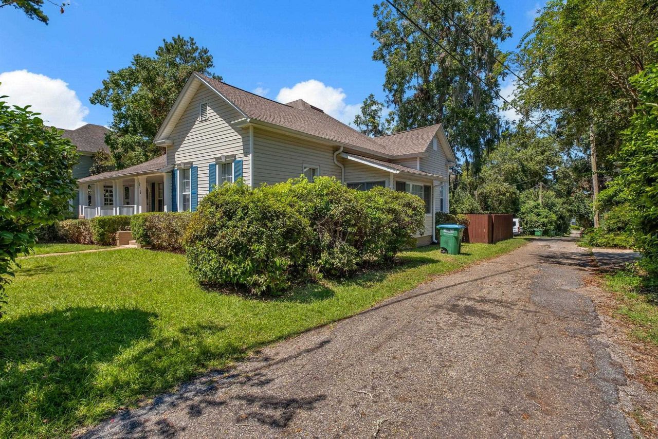 214 W Sharon Street , Quincy, FL 32351 Photo