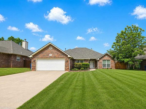 814 S Rock Hollow Court, Stillwater, OK 74074
