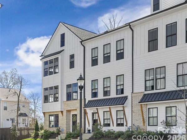 11921 Fiddlers Roof Lane, Charlotte, NC 28277