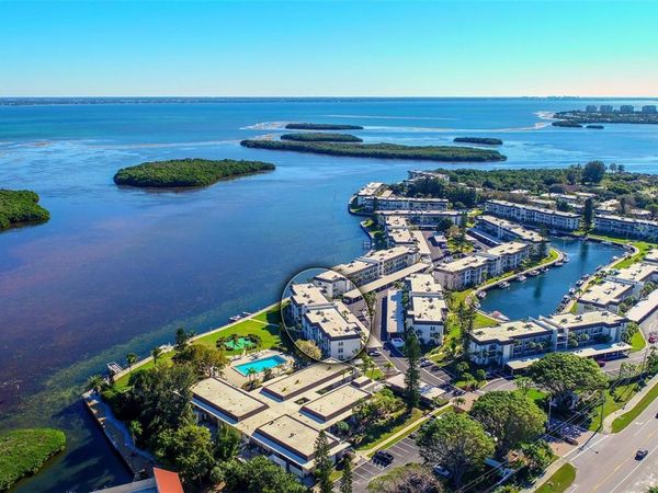 4440 EXETER DRIVE, Unit 301, LONGBOAT KEY, FL 34228