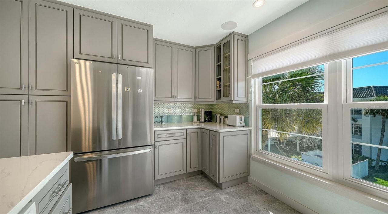 4440 Exeter Drive, Unit 301, Longboat Key, FL 34228 Photo