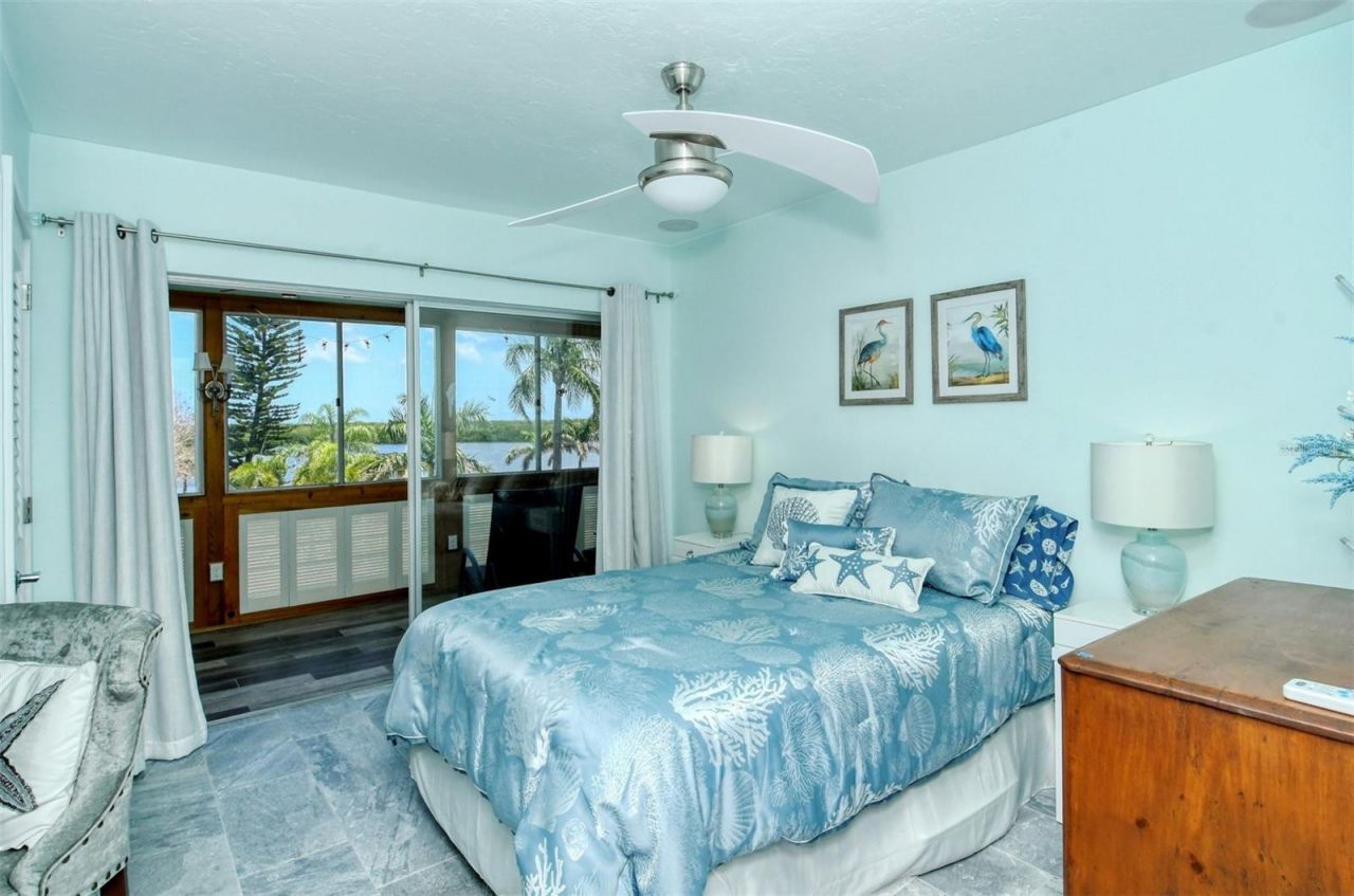 4440 Exeter Drive , Unit 301, Longboat Key, FL 34228 Photo