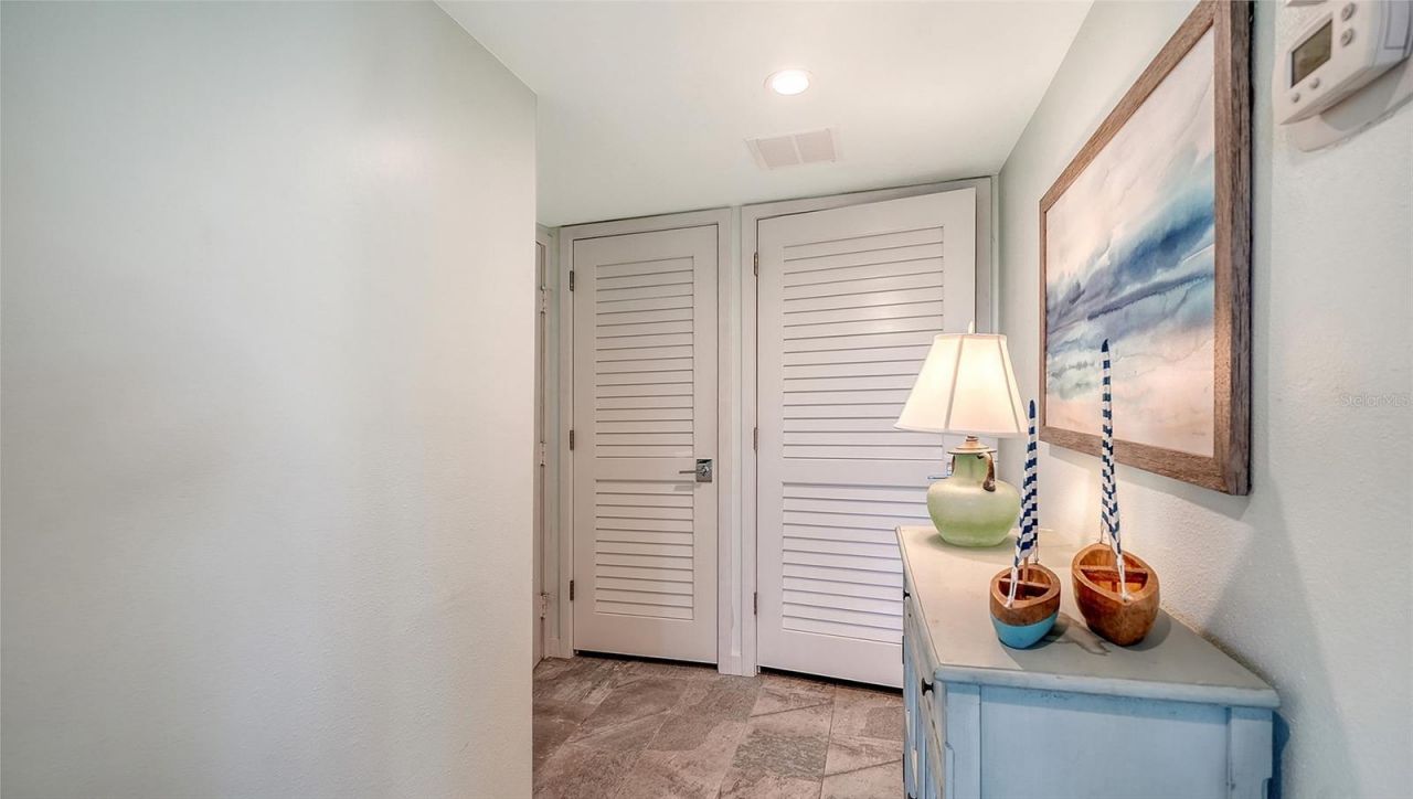 4440 Exeter Drive, Unit 301, Longboat Key, FL 34228 Photo