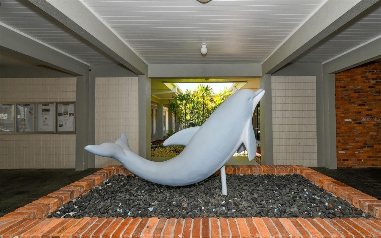 4440 Exeter Drive, Unit 301, Longboat Key, FL 34228 Photo